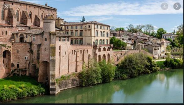 Les Rives Apartment
